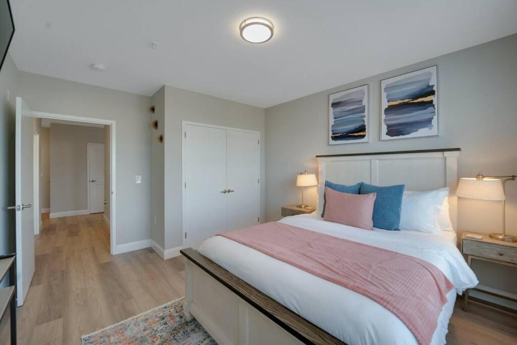 Beautiful 2Br Apt/Ewr Airport/King /Free Parking Newark Exteriér fotografie